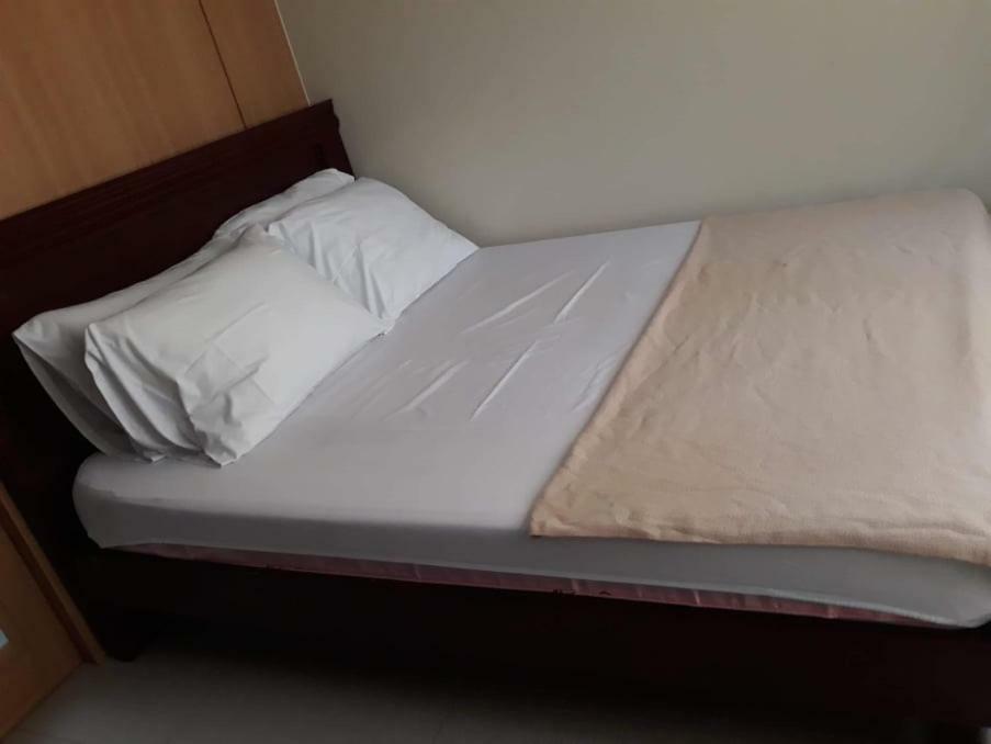 Usp Suites At Shell Residences Pasay Exteriör bild