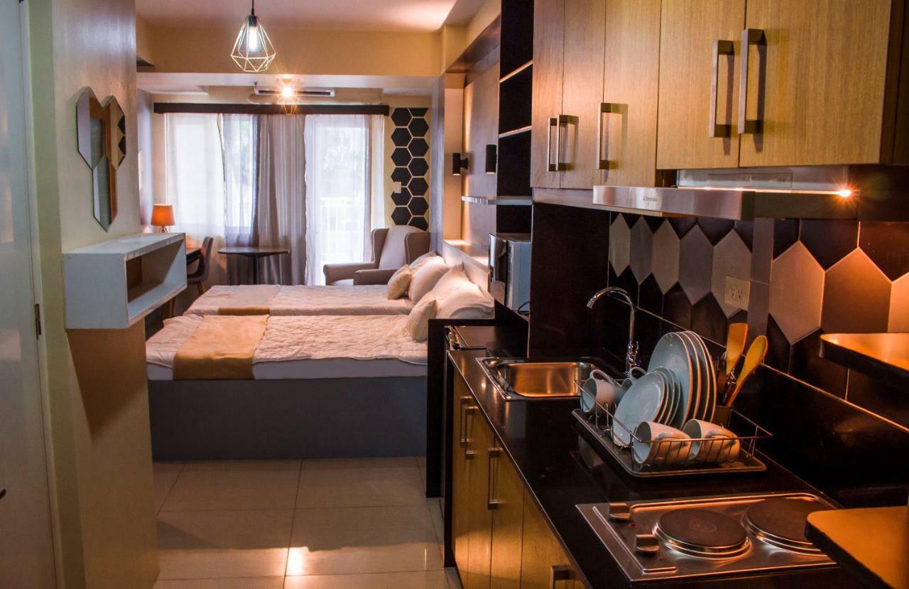 Usp Suites At Shell Residences Pasay Exteriör bild