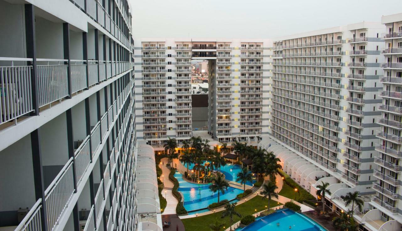 Usp Suites At Shell Residences Pasay Exteriör bild
