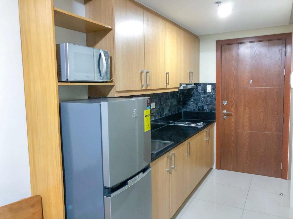 Usp Suites At Shell Residences Pasay Exteriör bild